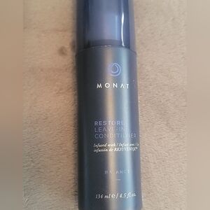 Monat Restore Leave-In Conditioner
